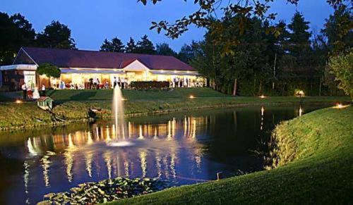 גרונאו Hotel Driland מראה חיצוני תמונה